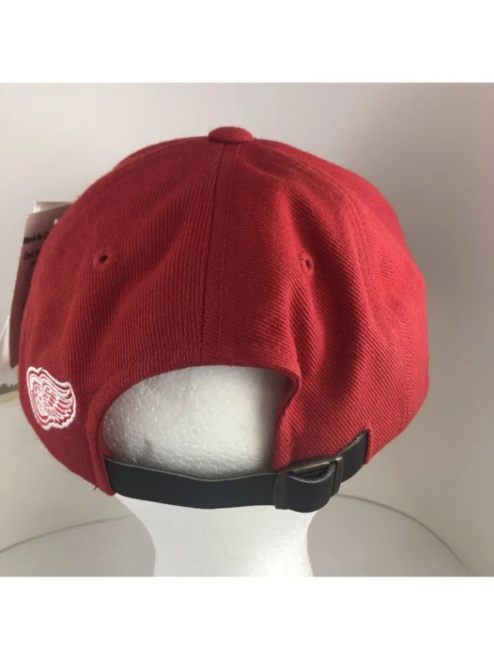Detroit RedWings Hat RED Strap Back 90s Suede Metal Stud Logo American Needle